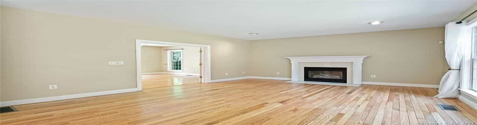 21 Rose Ln, East Lyme, Connecticut 06333, 4 Bedrooms Bedrooms, ,3 BathroomsBathrooms,Villa,For Sale,Rose Ln,1046